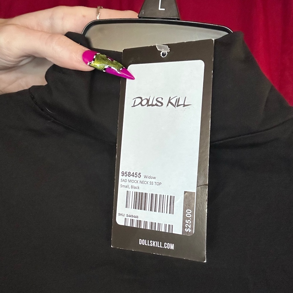 Dollskill Widow Sample - Picture 4 of 4